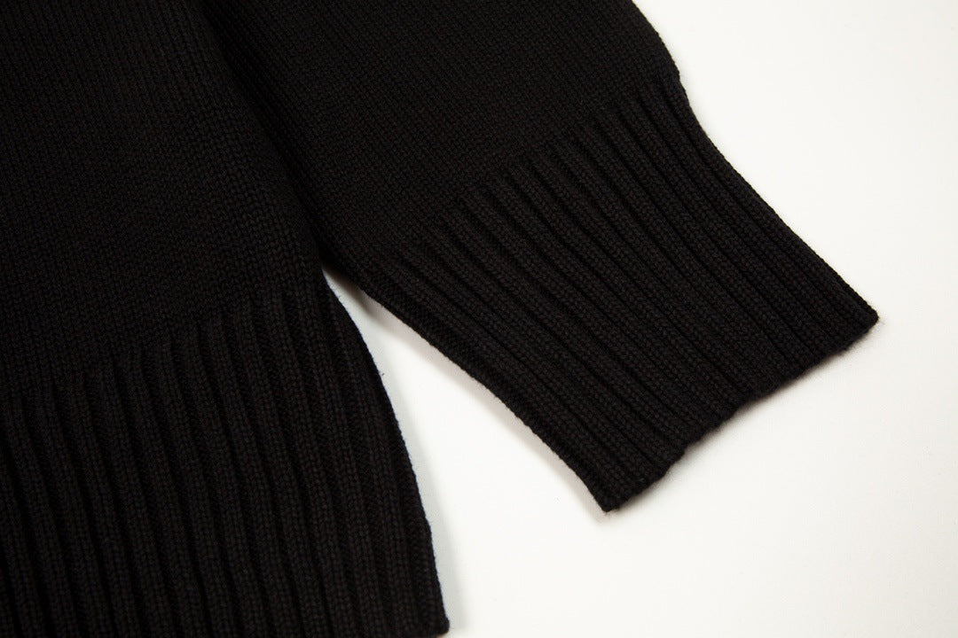 "Heart" - Sweater Black